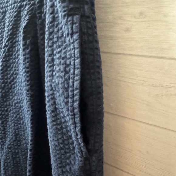 Uniqlo Navy Textured Pull on Pants - Picture 2 of 3